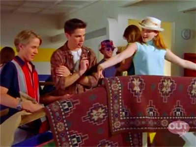 BH_e09_034.jpg - Season 1, Episode 9: Belly of the Beast- Original Air Date: September 25, 1997