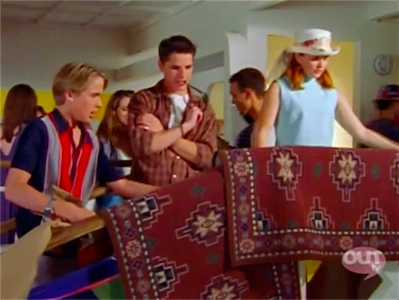 BH_e09_035.jpg - Season 1, Episode 9: Belly of the Beast- Original Air Date: September 25, 1997