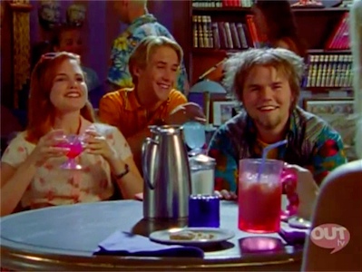 BH_e09_065.jpg - Season 1, Episode 9: Belly of the Beast- Original Air Date: September 25, 1997