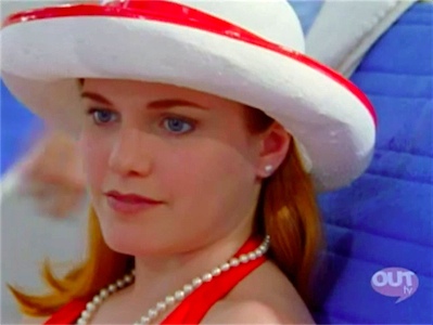 BH_e11_014.jpg - Season 1, Episode 11: Chateau L'Feet J'mae- Original Air Date: September 29, 1997