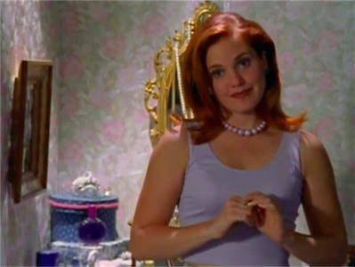 BH_e11_023.jpg - Season 1, Episode 11: Chateau L'Feet J'mae- Original Air Date: September 29, 1997