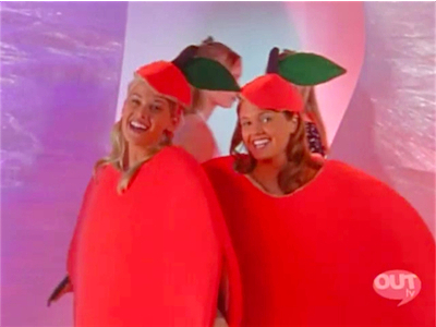 BH_e36_102.jpg - Season 1, Episode 36: Worth Their Waste in Gold- Original Air Date: February 9, 1998