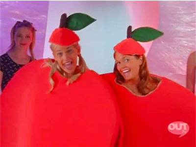 BH_e36_103.jpg - Season 1, Episode 36: Worth Their Waste in Gold- Original Air Date: February 9, 1998