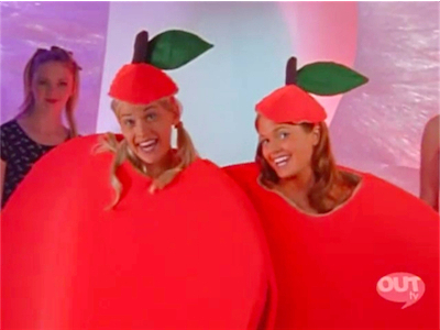 BH_e36_104.jpg - Season 1, Episode 36: Worth Their Waste in Gold- Original Air Date: February 9, 1998