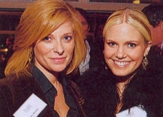 candid0025.jpg - Terri with Cady McClain (Rosanna, ATWT) at a benefit for the conservation group Rare in 2005 (Photo by Kathy Hutchins)