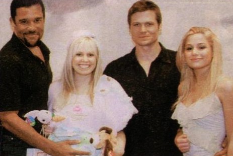 candid0115.jpg - Terri with Peter Parros (Ben, ATWT), Bailey Chase (Chris, ATWT) and Jessica Dunphy (Alison, ATWT) at the Fan Club Luncheon on March 27, 2004 (Photo by Sue Coflin)