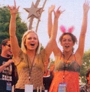 candid0180.jpg - Terri with Elena Goode (Jade, ATWT) at the 2006 Superstar Weekend