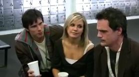 candid0243.jpg - Terri, Austin Peck and Michael Park interviewed by Soap Opera Digest in Central Park