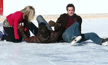 candid0250.jpg - Terri, Michael Park and Austin Peck ice skating in Central Park, NY in November 2007
