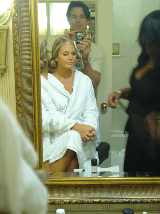 candid0282.JPG - Terri and Austin Peck (Brad, ATWT) at a Presidential photo shoot in Washington DC in August 2008  (Thanks to 'Julie Pinson Online' for this picture)