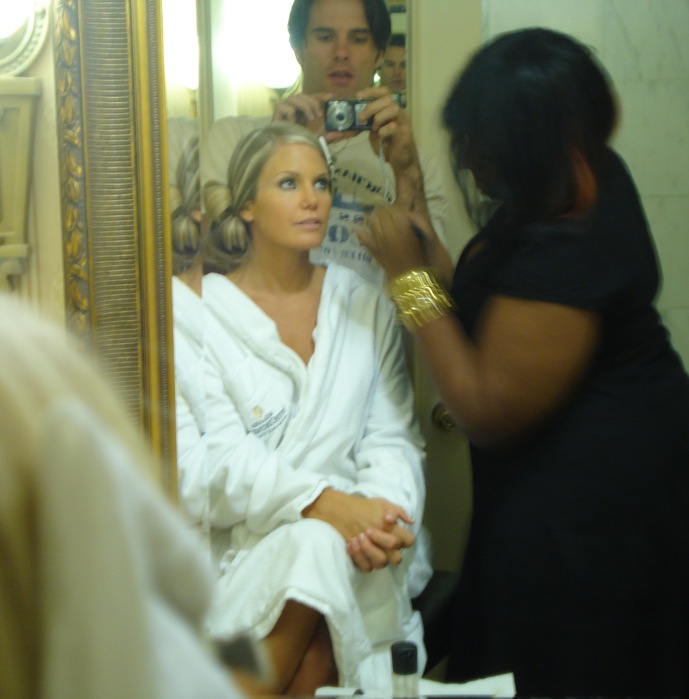 candid0283.JPG - Terri and Austin Peck (Brad, ATWT) at a Presidential photo shoot in Washington DC in August 2008  (Thanks to 'Julie Pinson Online' for this picture)