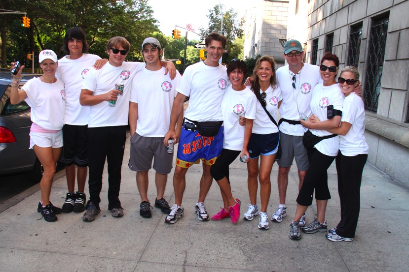 candid0334.jpg - Terri (on the far right) with other cast members of AS THE WORLD TURNS at the Komen New York City Race for the Cure event on September 13, 2009.