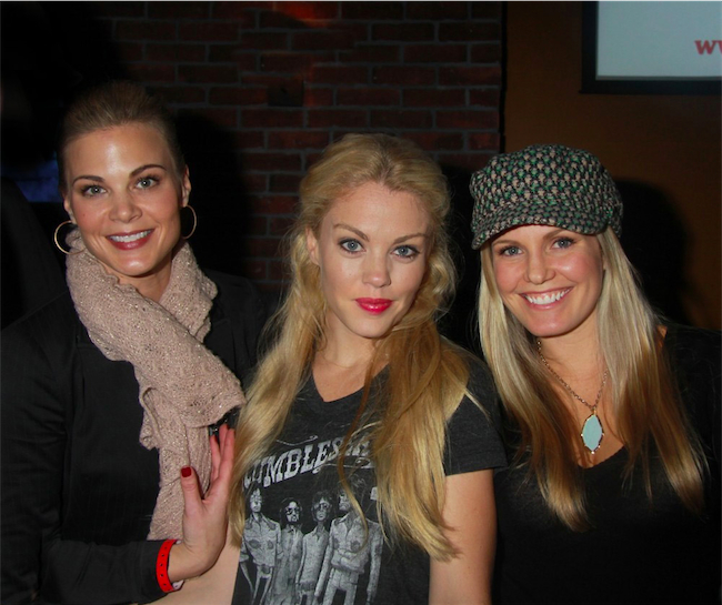 candid0619.jpg - Terri with Gina Tognoni and Bree Williamson at the Stockings with Care 2011 Holiday Drive - Celebrity Bartending Event on November 16, 2011 at the Hudson Station Bar & Grill in New York City