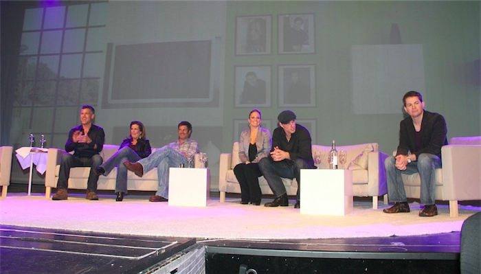 candid0655.jpg - Terri with other castmembers at the Farewell As The World Turns event in Amsterdam on February 19, 2012 (Photo by Anneke Visser)