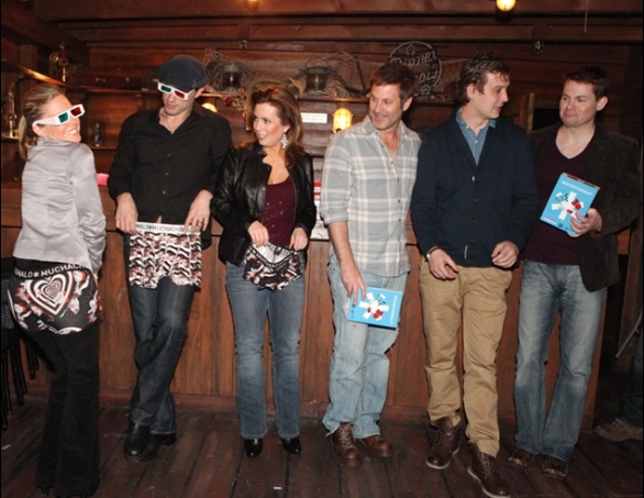 candid0660.jpg - Terri with other castmembers at the Farewell As The World Turns Meet & Greet event in Amsterdam on February 19, 2012 (Photo by Bob Karman)
