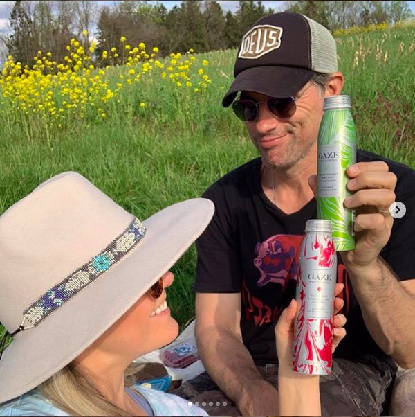 candid0799.jpg - Terri with Austin Peck in April 2020 - courtesy of Terri's Instagram page