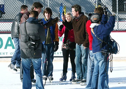 austin0097.jpg - Terri, Michael Park, Mick Hazen and Austin filming in Central Park, NY in November 2007