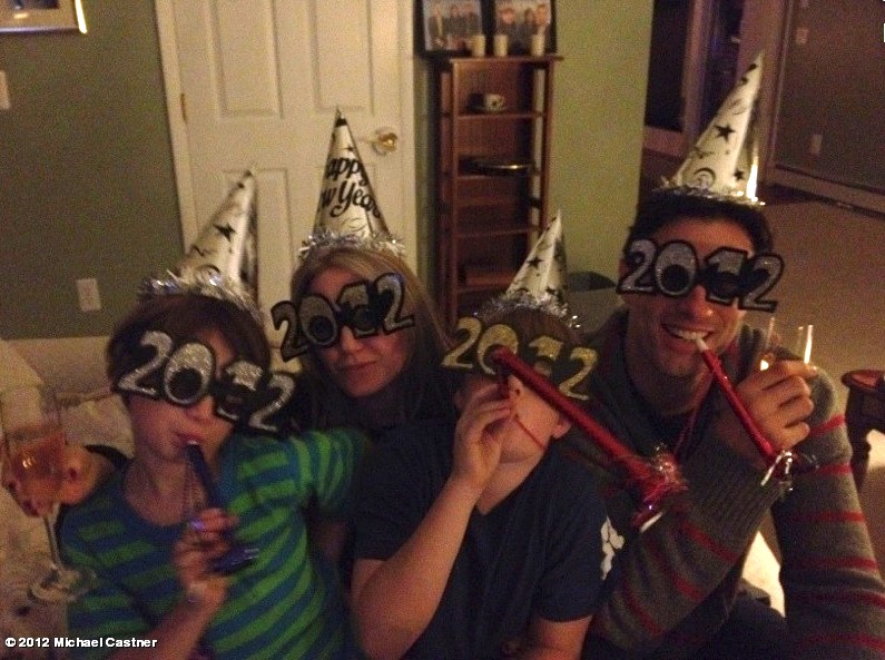 austin0290.jpg - Terri and Austin with Aidan and Roman in December 2011  - courtesy of Austin's Twitter page