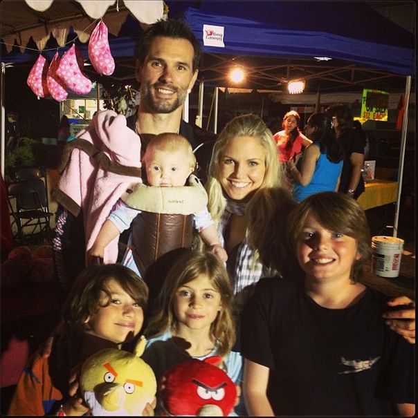 austin0338.jpg - Terri with Keira, Julia, Aidan, Roman, and Austin in June 2013- courtesy of Terri's Instagram page