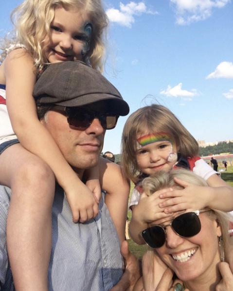 austin0405.jpg - Terri with Keira, Morgan, and Austin in August 2017 - courtesy of Terri's Instagram page
