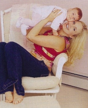 children0008.jpg - Terri and Julia (Photo by Arthur Cohen)