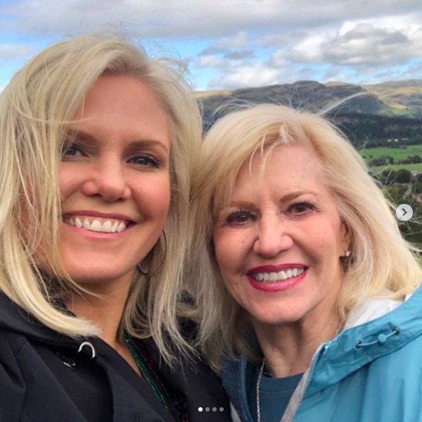 parents0023.jpg - Terri with her mother - courtesy of Terri's Instagram page