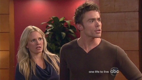 a4398.jpg - November 22, 2011