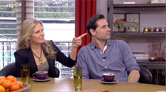 2012_CT_10.jpg - Terri in the television morning talk show "Koffietijd" [Coffee Talk] (February 17, 2012)