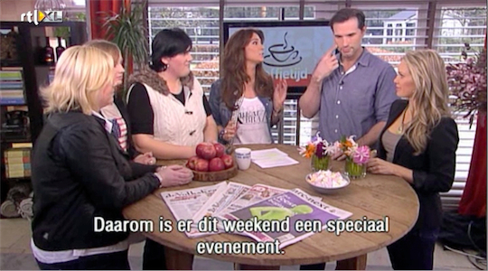 2012_CT_22.jpg - Terri in the television morning talk show "Koffietijd" [Coffee Talk] (February 17, 2012)
