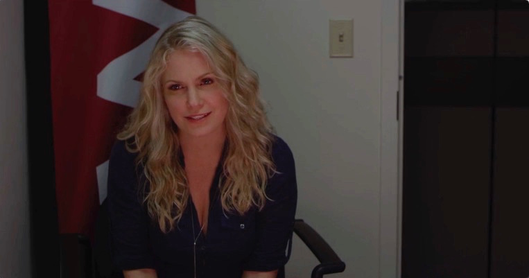 2016_north_4.jpg - Terri Conn in North Of The City (2016)