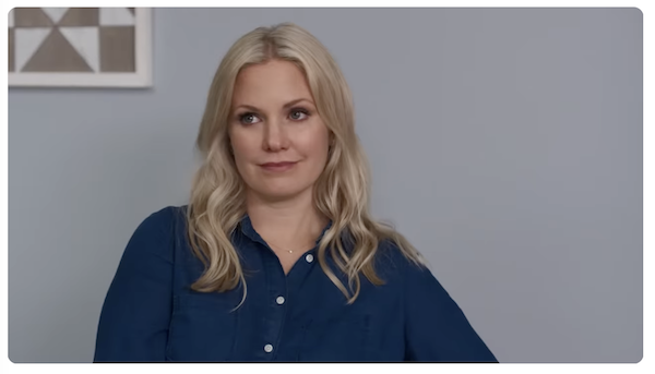 2019_play_the_flute_06.png - Terri Conn in Play The Flute (2019)