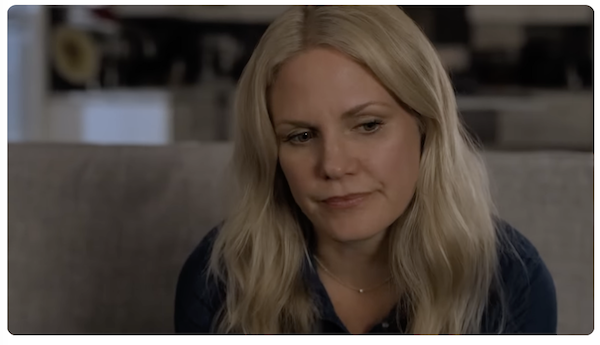 2019_play_the_flute_08.png - Terri Conn in Play The Flute (2019)
