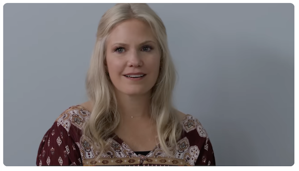 2019_play_the_flute_24.png - Terri Conn in Play The Flute (2019)