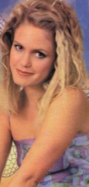 t0022.jpg - Terri in 1999 (photo by Robert Milazzo)