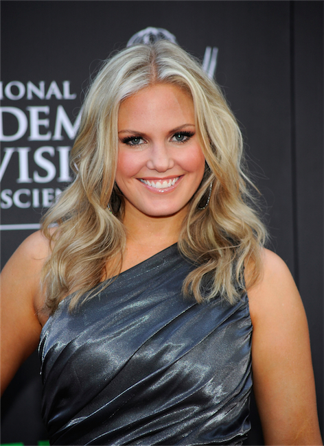 t0446.jpg - Terri (in a Carmen Marc Valvo gown) attends the 36th Annual Daytime Emmy Awards at The Orpheum Theatre on August 30, 2009 in Los Angeles, California. (photo: Frazer Harrison/Getty Images)