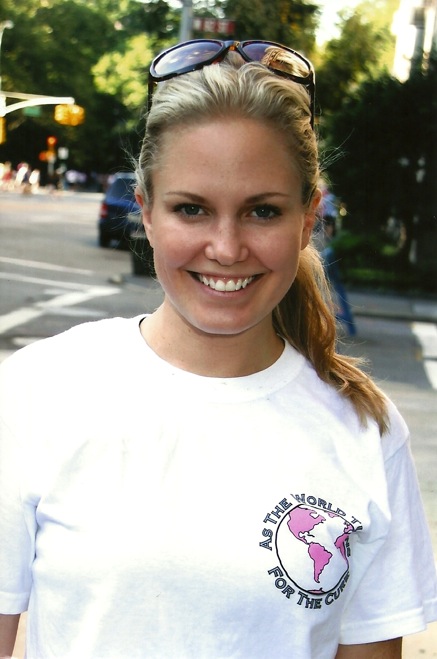 t0461.jpg - Terri at the Komen New York City Race for the Cure event on September 13, 2009 (photo by Steven Bergman)