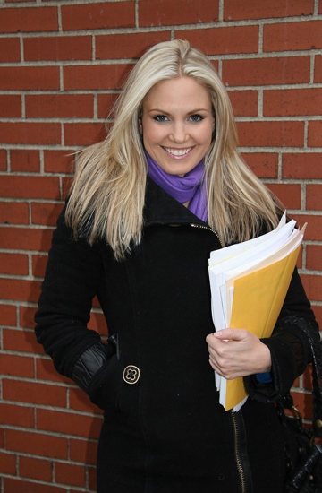 t0475.jpg - Terri outside the As The World Turns Studios on February 5, 2010 in Brooklyn, New York. (photos by Sue Coflin/Max photos) (thanks to http://terriconn.proboards.com for this picture)
