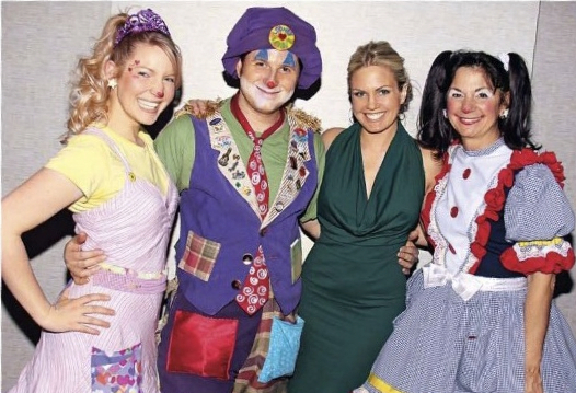t0480.jpg - Terri at the 25th Annual Starlight Children's Foundation Gala at The New York Marriott Marquis on March 4, 2010 in New York City.  (photo by Steven Bergman)