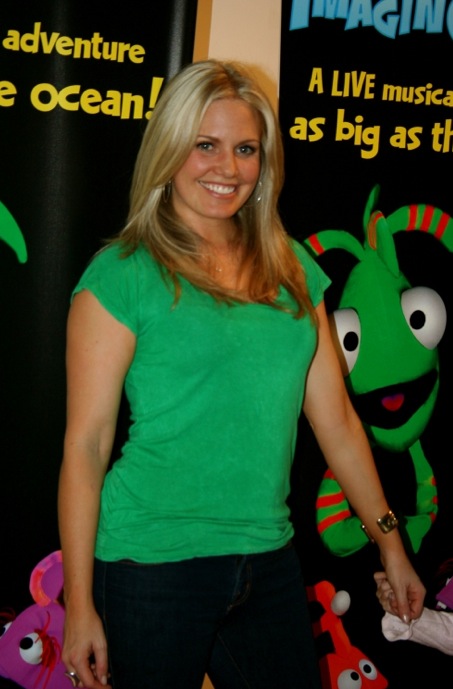 t0491.jpg - Terri at the opening night of ImaginOcean on March 31, 2010 at New World Stages, New York City, New York (photo by Amy Shaughnessy)