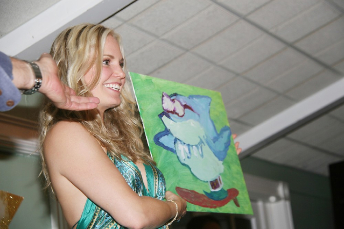 t0511.jpg - Terri at the 12th Annual SWFL SoapFest - A Night of the Stars on May 15, 2010 at Bistro Soleil at the historic at the Olde Marco Inn, Marco Island, FLA (photo by Sue Coflin/Max photos) (thanks to http://terriconn.proboards.com for this picture)