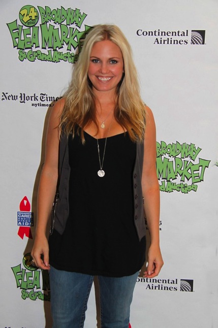 t0561.jpg - Terri at the 24th Annual Broadway Cares/Equity Fights AIDS Flea Market and Grand Auction held in Shubert Alley, New York City on September 26, 2010 (photo by Sue Coflin) (thanks to http://terriconn.proboards.com for this picture)
