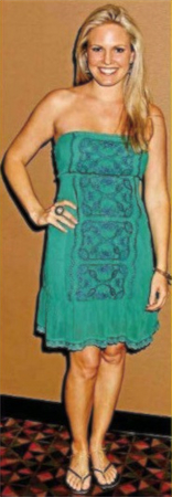 t0617d.jpg - Terri at the "Delhi Belly" screening in New York on July 19, 2011 (photo by Steven Bergman)