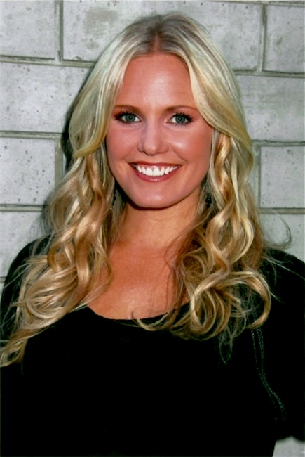 t0618a.jpg - Terri at the One Life To Live Studio on August 24, 2011 (photo by Steven Bergman)