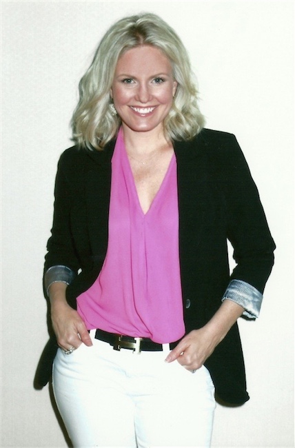 t0690.jpg - Terri at the F Benefit on June 22, 2018.